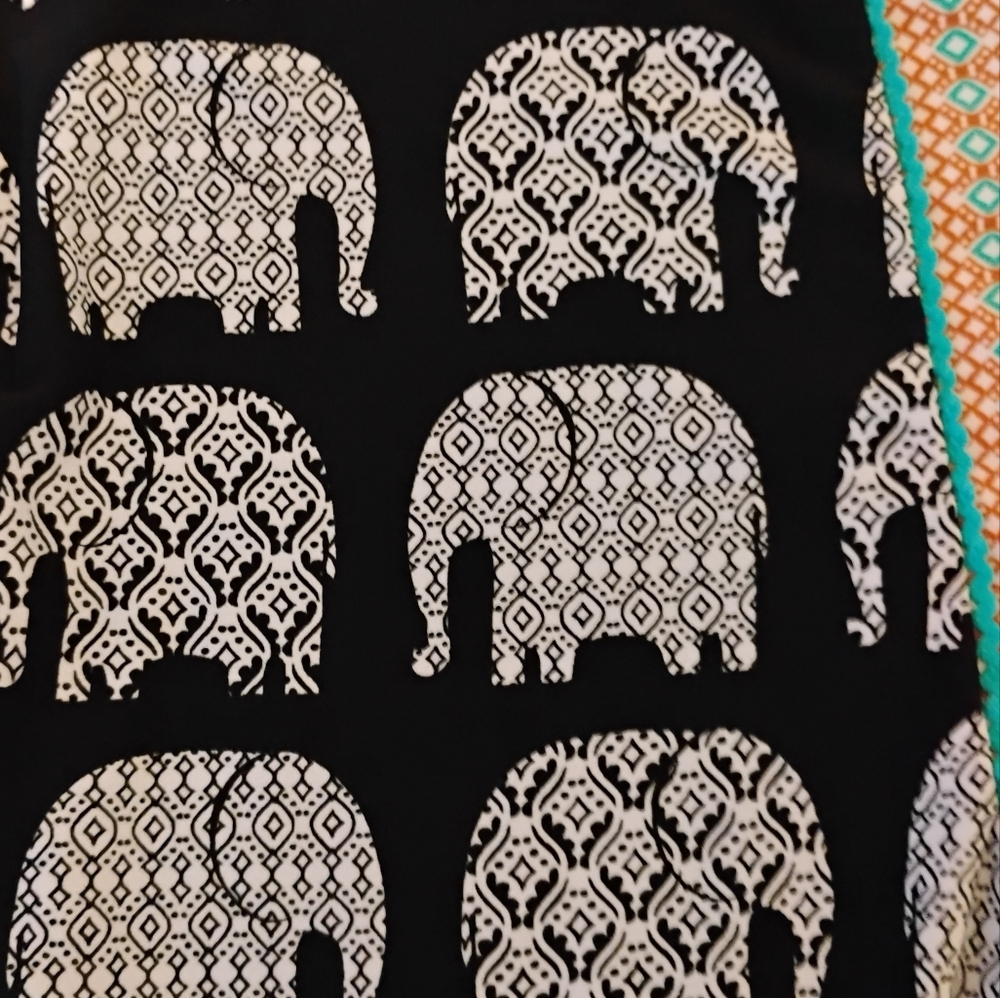 Ruby Rd Black and White Elephant Print Tunic. Boho Style. Size XL - Picture 10 of 10